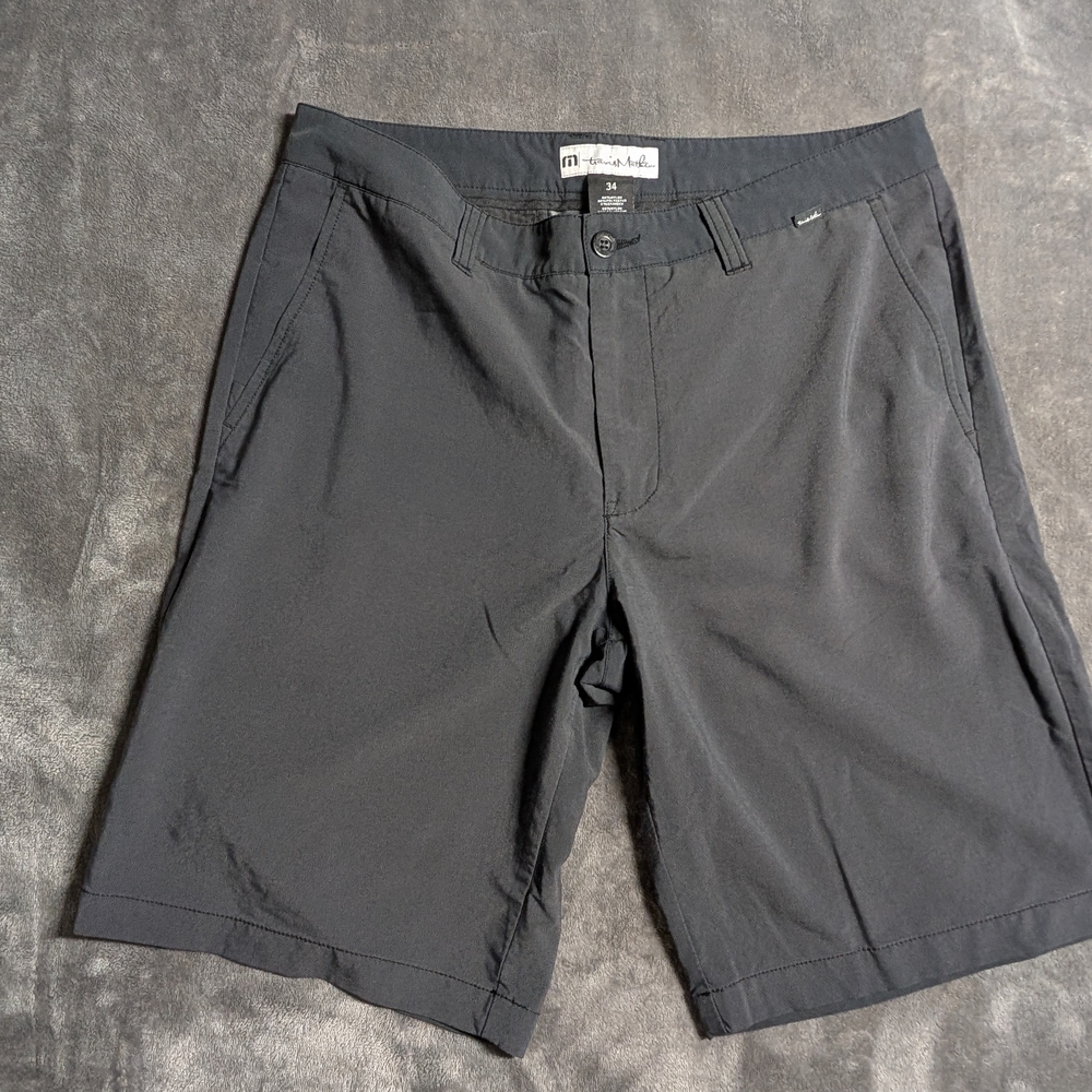 Men's Travis Mathew Dark Grey Shorts Size 34